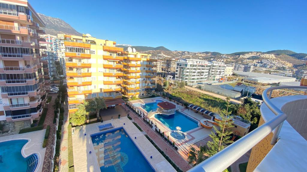 Spacious apartment 4+1 with sea views in Mahmutlar, 200 m2 фото 3