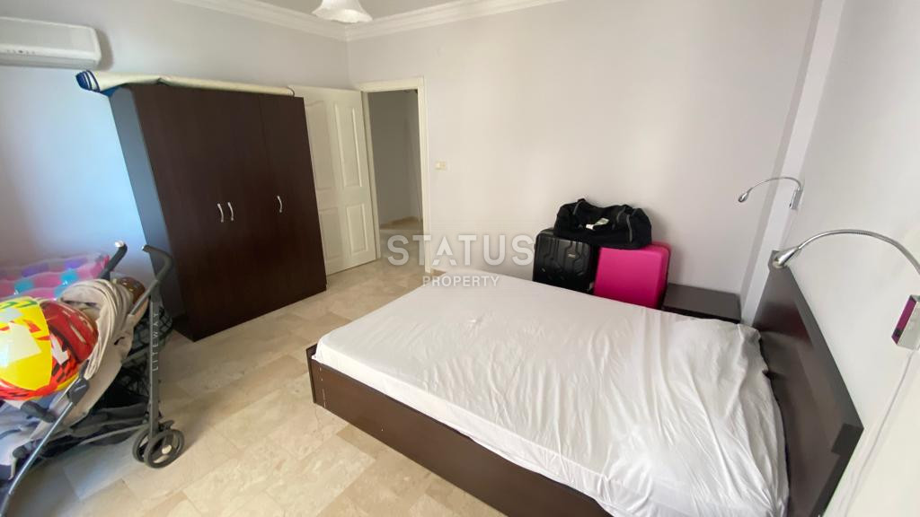 Spacious apartment 4+1 with sea views in Mahmutlar, 200 m2 фото 10