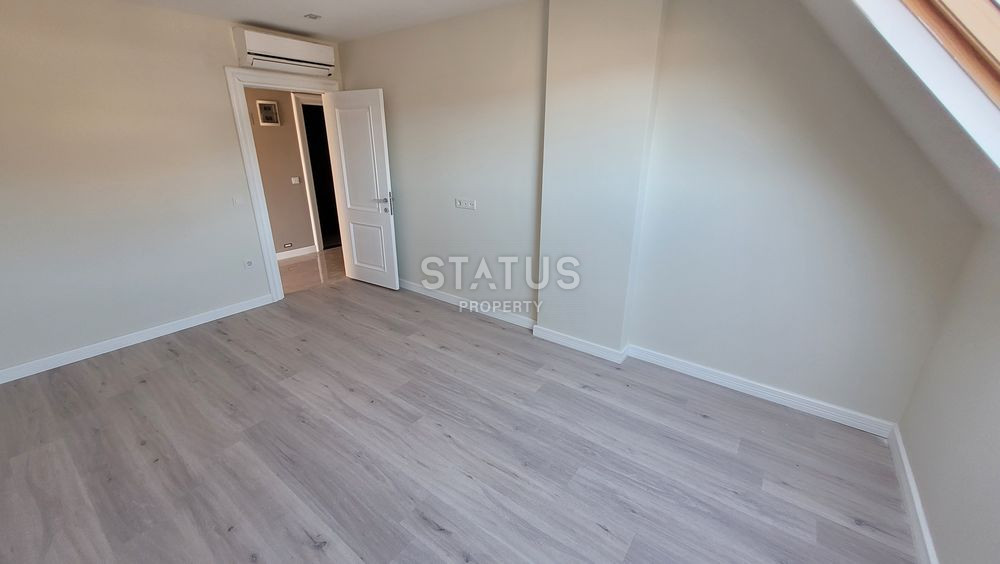 Penthouse 4+2 in the elite area of Kargicak, 350 meters from the sea. фото 7