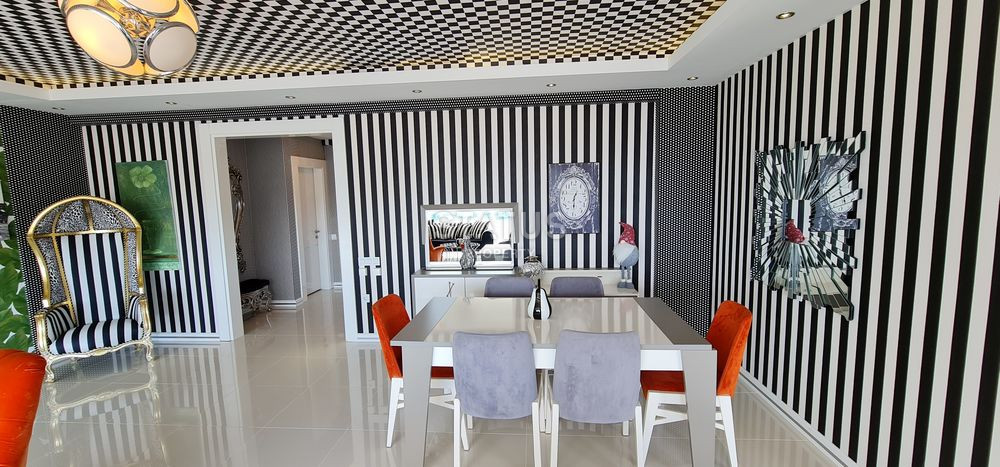 Duplex 3+1 in a townhouse in a prestigious area of Kargicak with a private pool фото 3