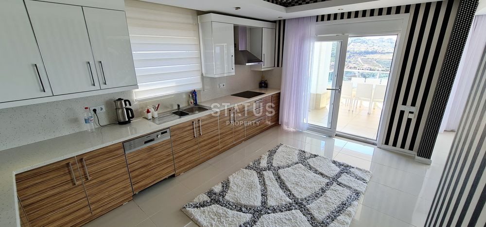 Duplex 3+1 in a townhouse in a prestigious area of Kargicak with a private pool фото 5