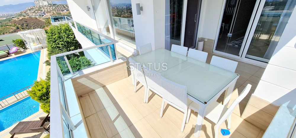 Duplex 3+1 in a townhouse in a prestigious area of Kargicak with a private pool фото 20