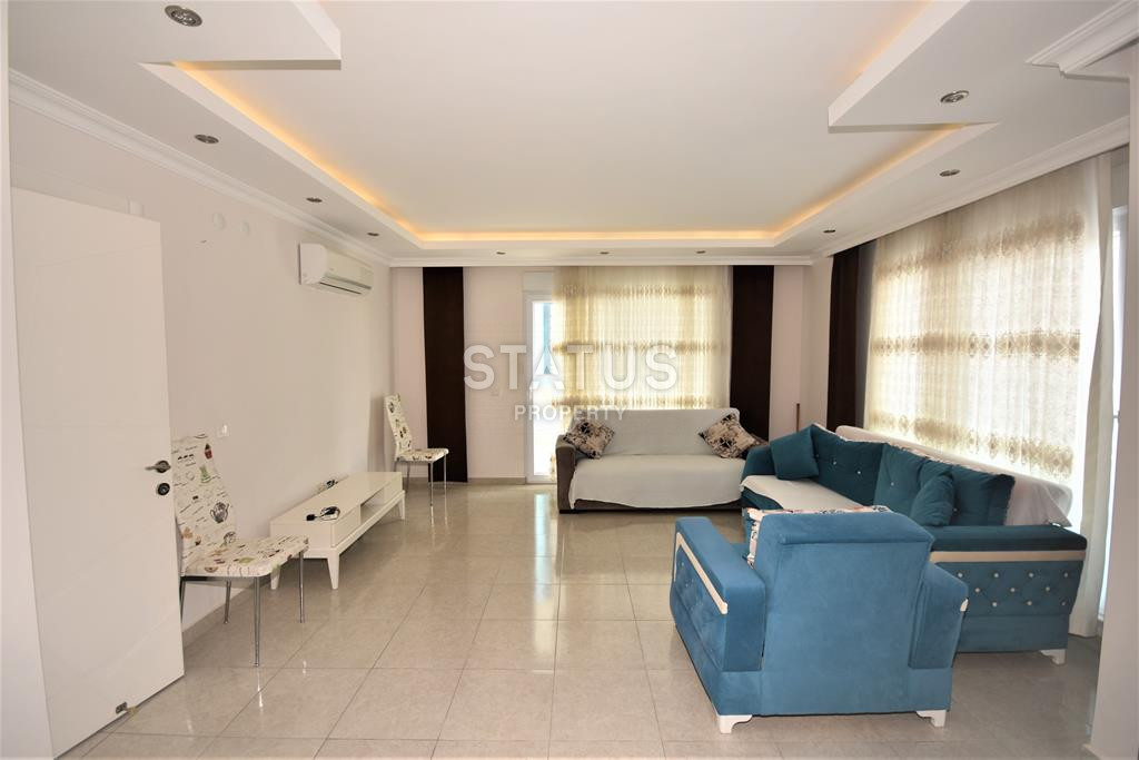 Просторная меблированная квартира у моря в Махмутларе, 70 м2. фото 5