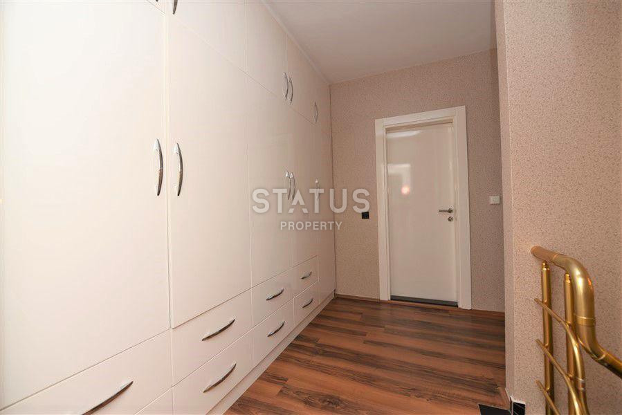 Penthouse 4+1 with a view of the fortress and furniture, 220 m2 фото 7