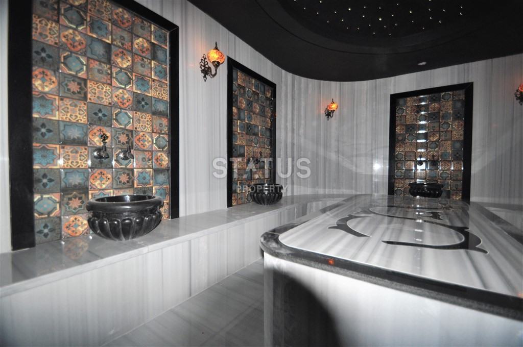 Две квартиры 1+1 на первой береговой линии в Кестеле, 65 м2. фото 4