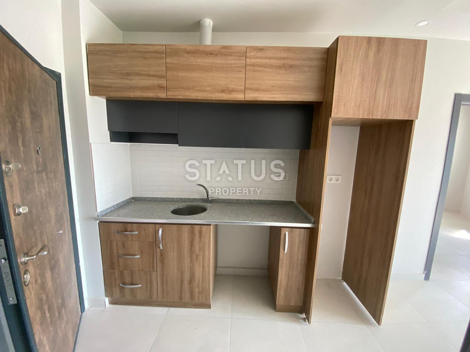 Apartment 1+1 in a complex surrounded by nature in Mahmutlar, 55 m2. фото 9