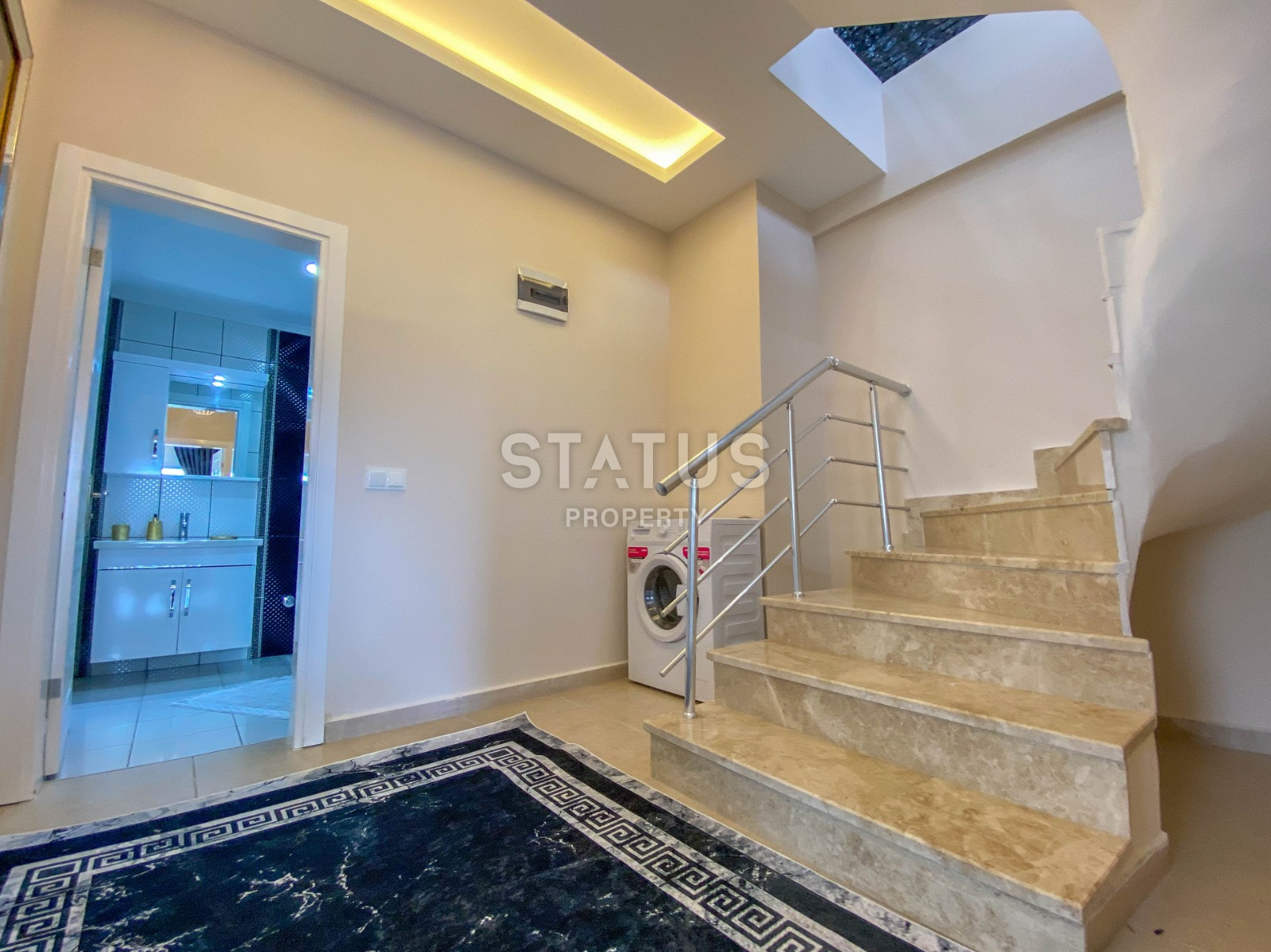 Меблированный садовый дуплекс 3+1 в 2 минутах от моря в Кестеле, 130 м2. фото 6