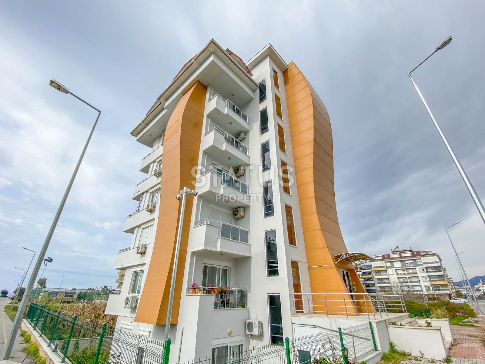 Меблированный садовый дуплекс 3+1 в 2 минутах от моря в Кестеле, 130 м2. фото 17