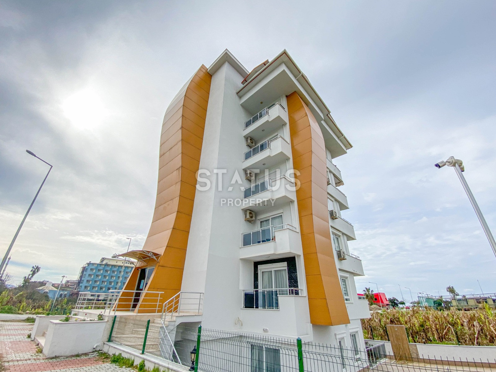 Меблированный садовый дуплекс 3+1 в 2 минутах от моря в Кестеле, 130 м2. фото 18