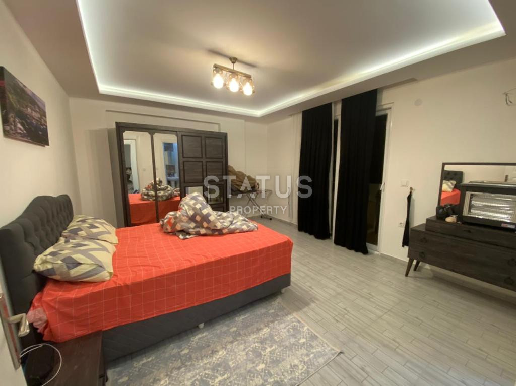 Большая двухкомнатная квартира в 100 метрах от моря в Махмутларе, 85 м2. фото 3