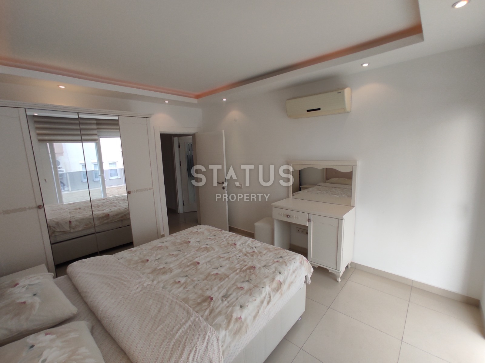 Furnished apartment 1+1 within a minute's reach of Cleopatra's beach, 65 m2. фото 4