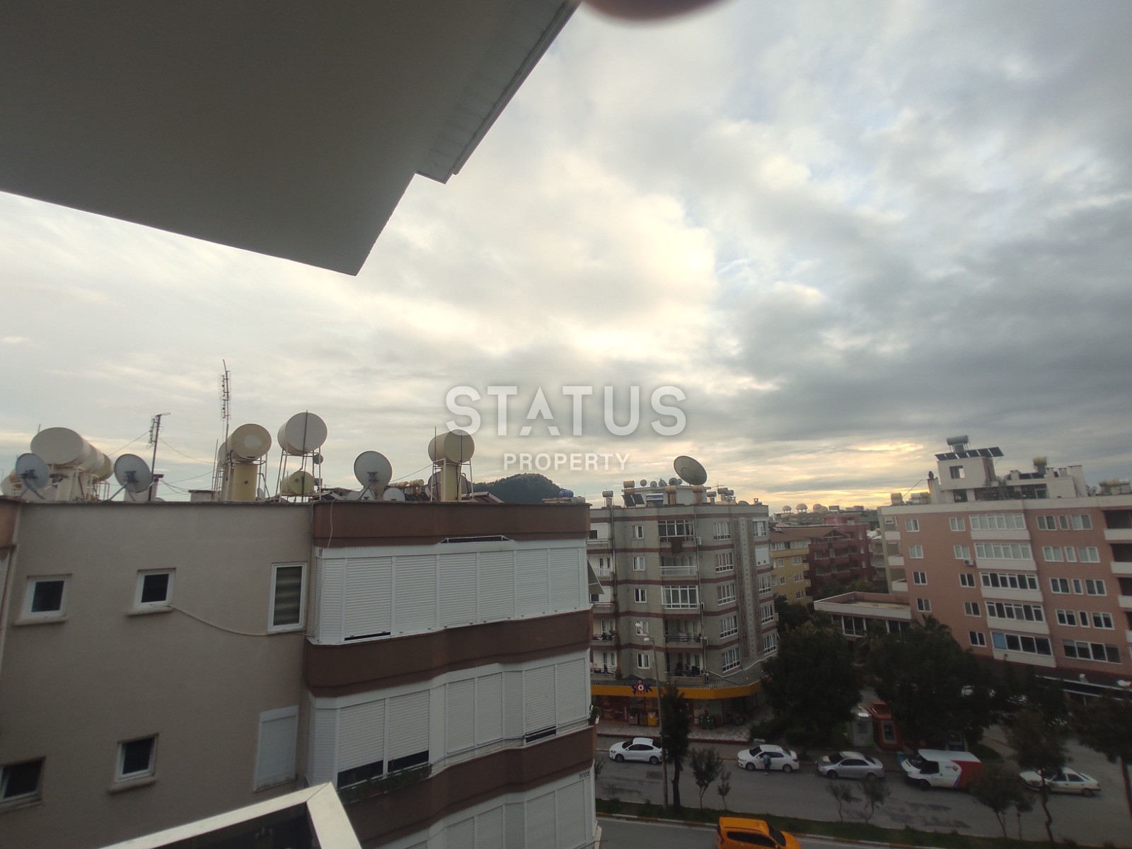 Furnished apartment 1+1 within a minute's reach of Cleopatra's beach, 65 m2. фото 7