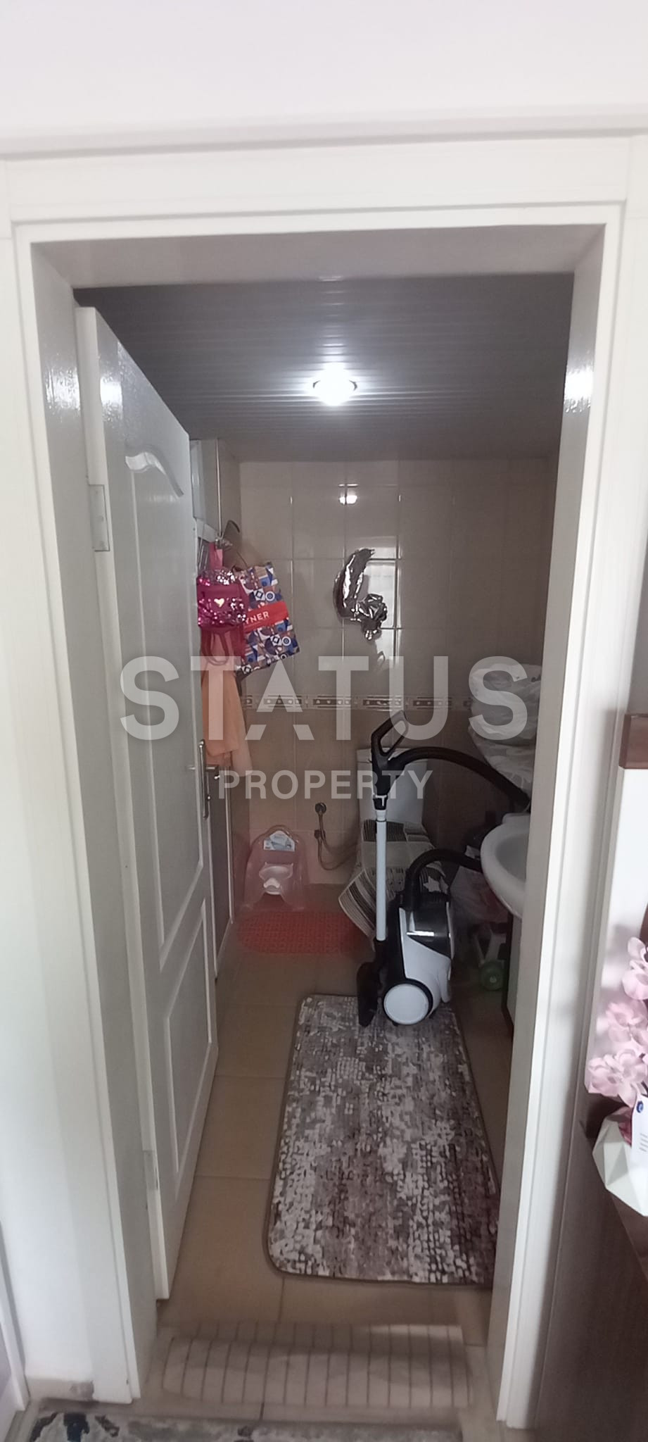 Apartment 2+1 with excellent location in Tosmur, 115 m2. фото 9