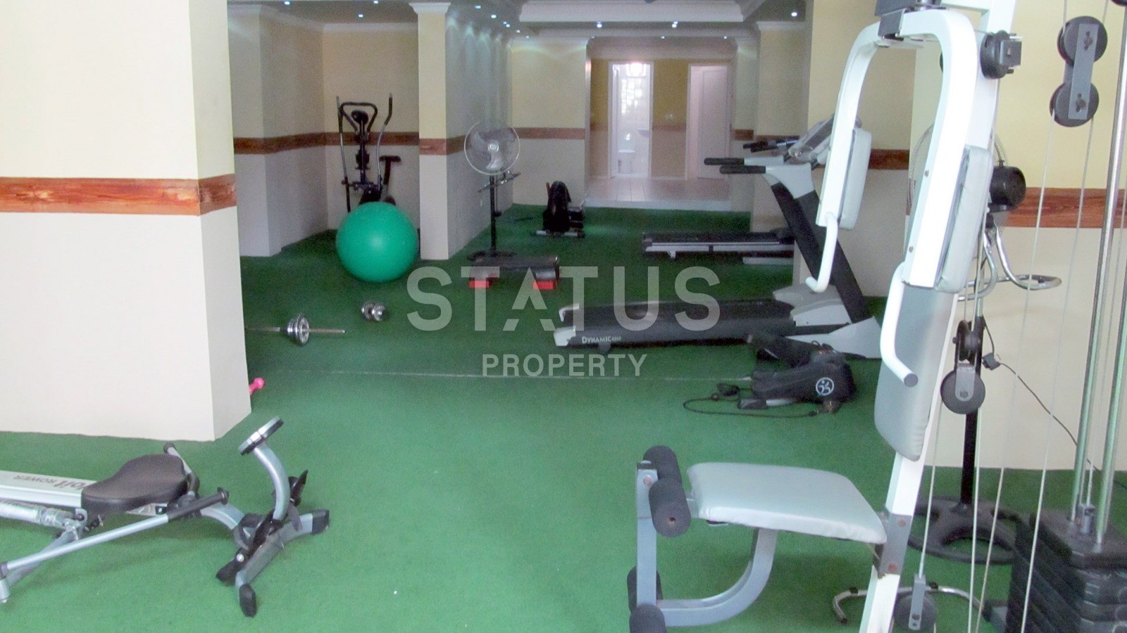 Добротная квартира с мебелью в хорошем комплексе в Махмутларе. Недорого. 120 кв.м. фото 8