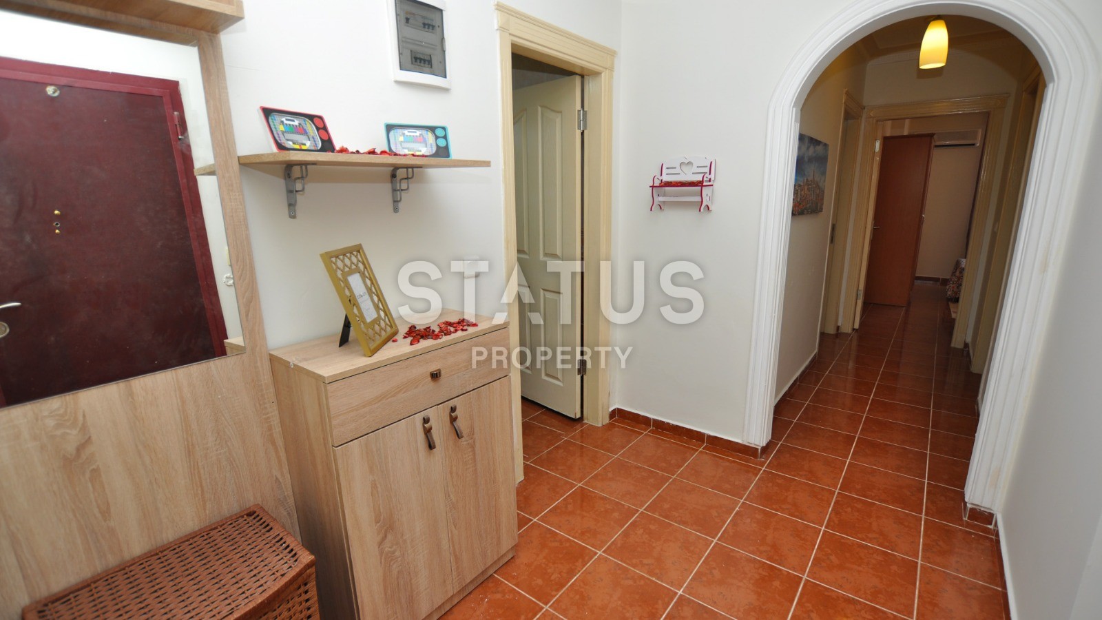 Добротная квартира с мебелью в хорошем комплексе в Махмутларе. Недорого. 120 кв.м. фото 9