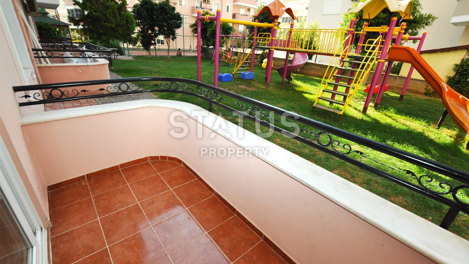 Добротная квартира с мебелью в хорошем комплексе в Махмутларе. Недорого. 120 кв.м. фото 19