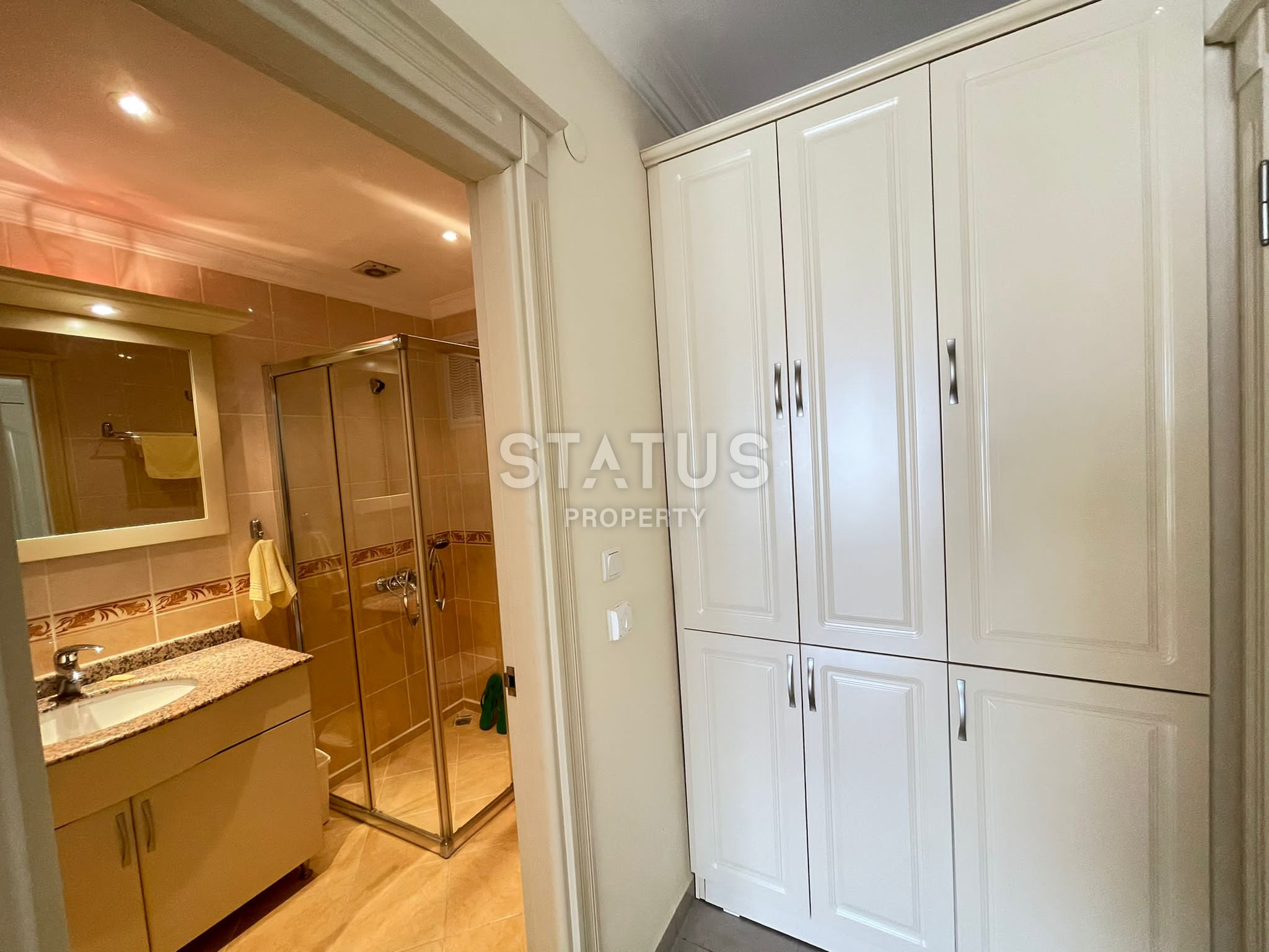 Large apartment 2+1 with sea views in Mahmutlar, 130 m2. фото 6