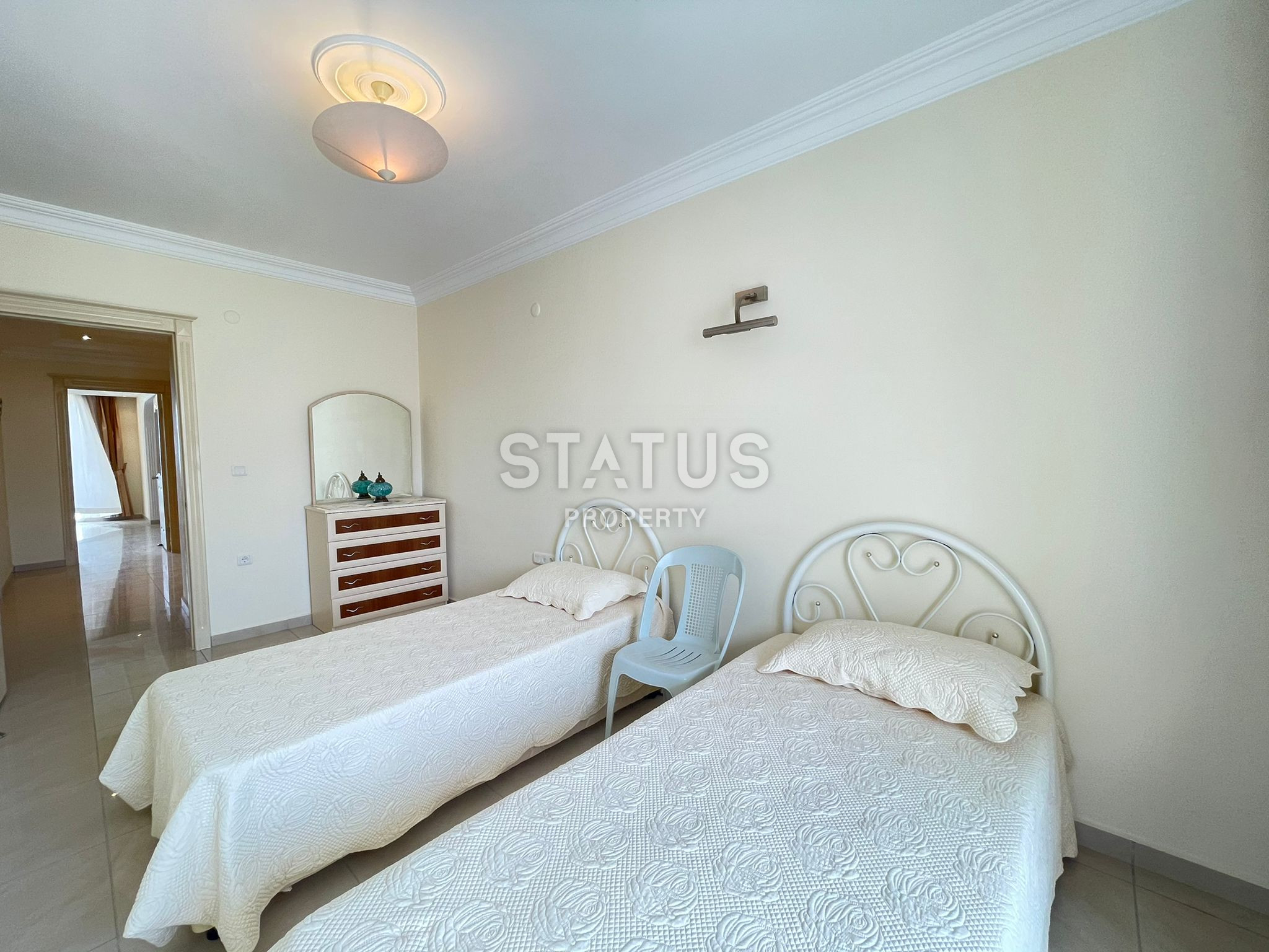 Large apartment 2+1 with sea views in Mahmutlar, 130 m2. фото 17