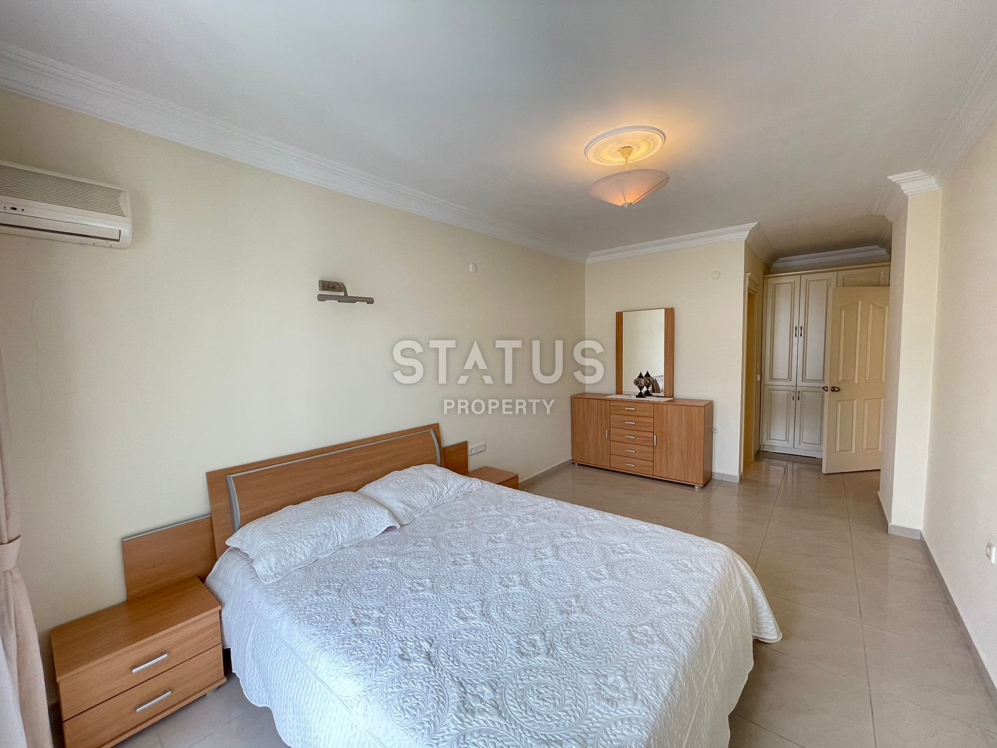 Large apartment 2+1 with sea views in Mahmutlar, 130 m2. фото 18