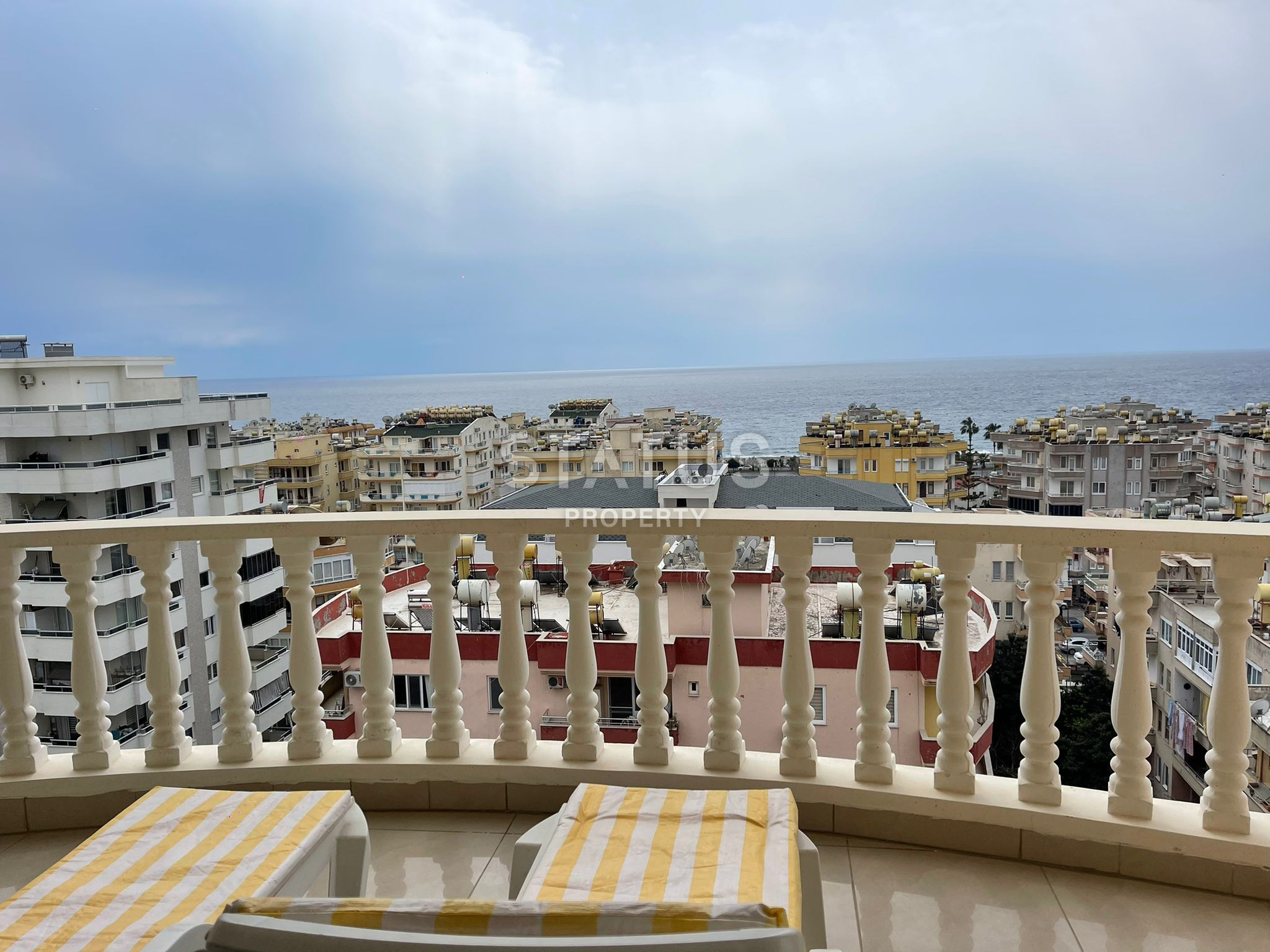 Large apartment 2+1 with sea views in Mahmutlar, 130 m2. фото 20