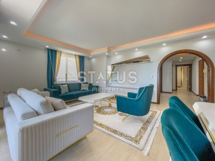 Продается квартира 2+1 с современным ремонтом в районе Махмутлар, 135 м2 фото 1