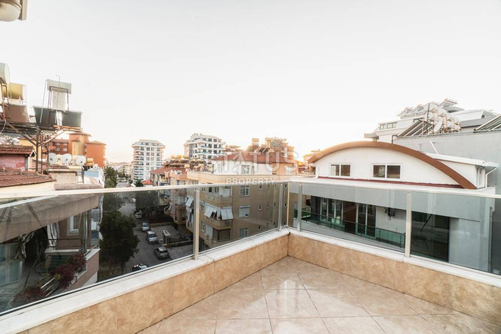 Duplex spacious apartments 3+1 in the center of Alanya, 160 m2. фото 16