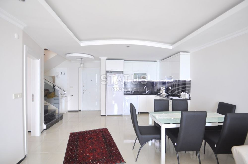 Penthouse 3+1 on the first coastline in the Kestel area, 240 m2 фото 3