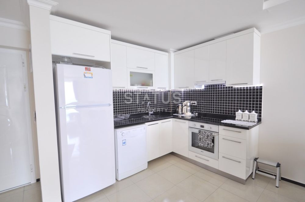 Penthouse 3+1 on the first coastline in the Kestel area, 240 m2 фото 4