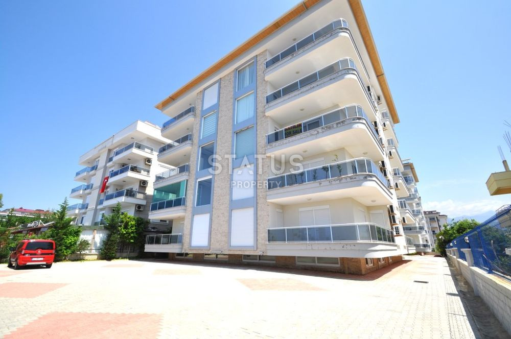 Penthouse 3+1 on the first coastline in the Kestel area, 240 m2 фото 30