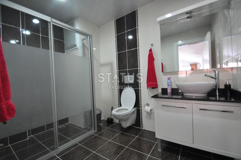 Penthouse 3+1 on the first coastline in the Kestel area, 240 m2 фото 38