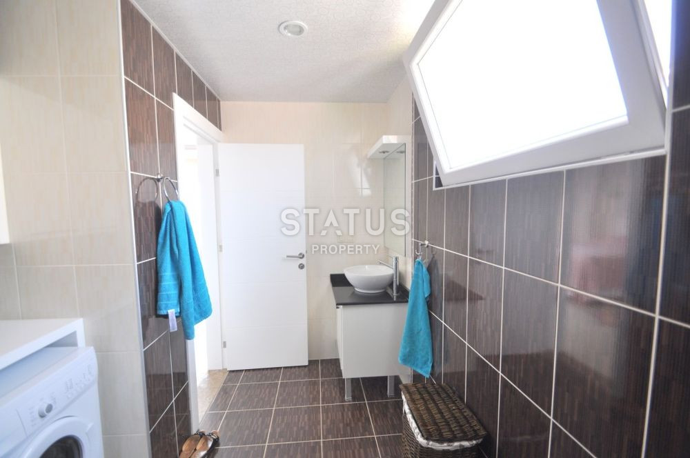 Penthouse 3+1 on the first coastline in the Kestel area, 240 m2 фото 41