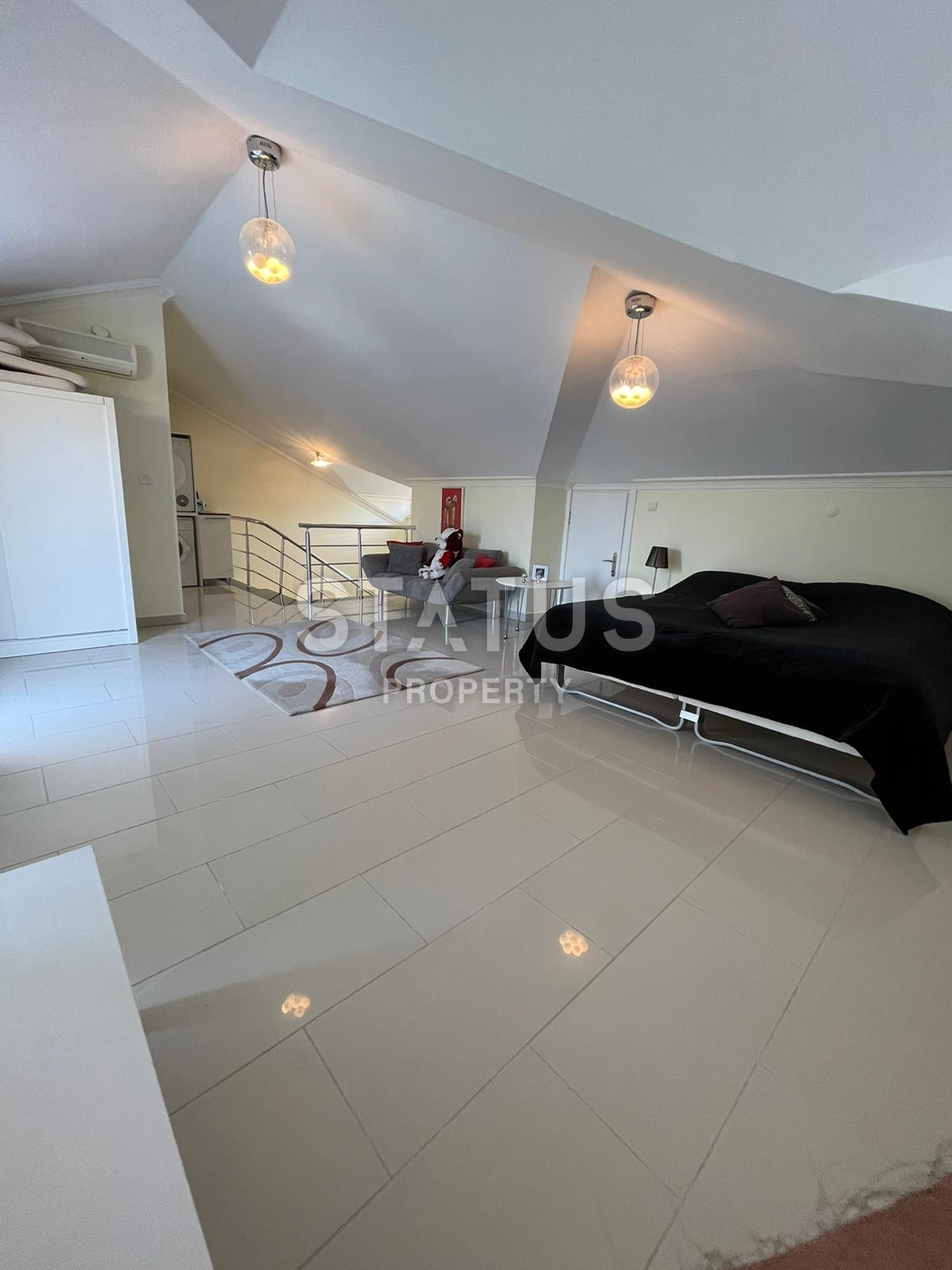 Penthouse 2+1 in a great quiet location at a bargain price. 205m2 фото 5