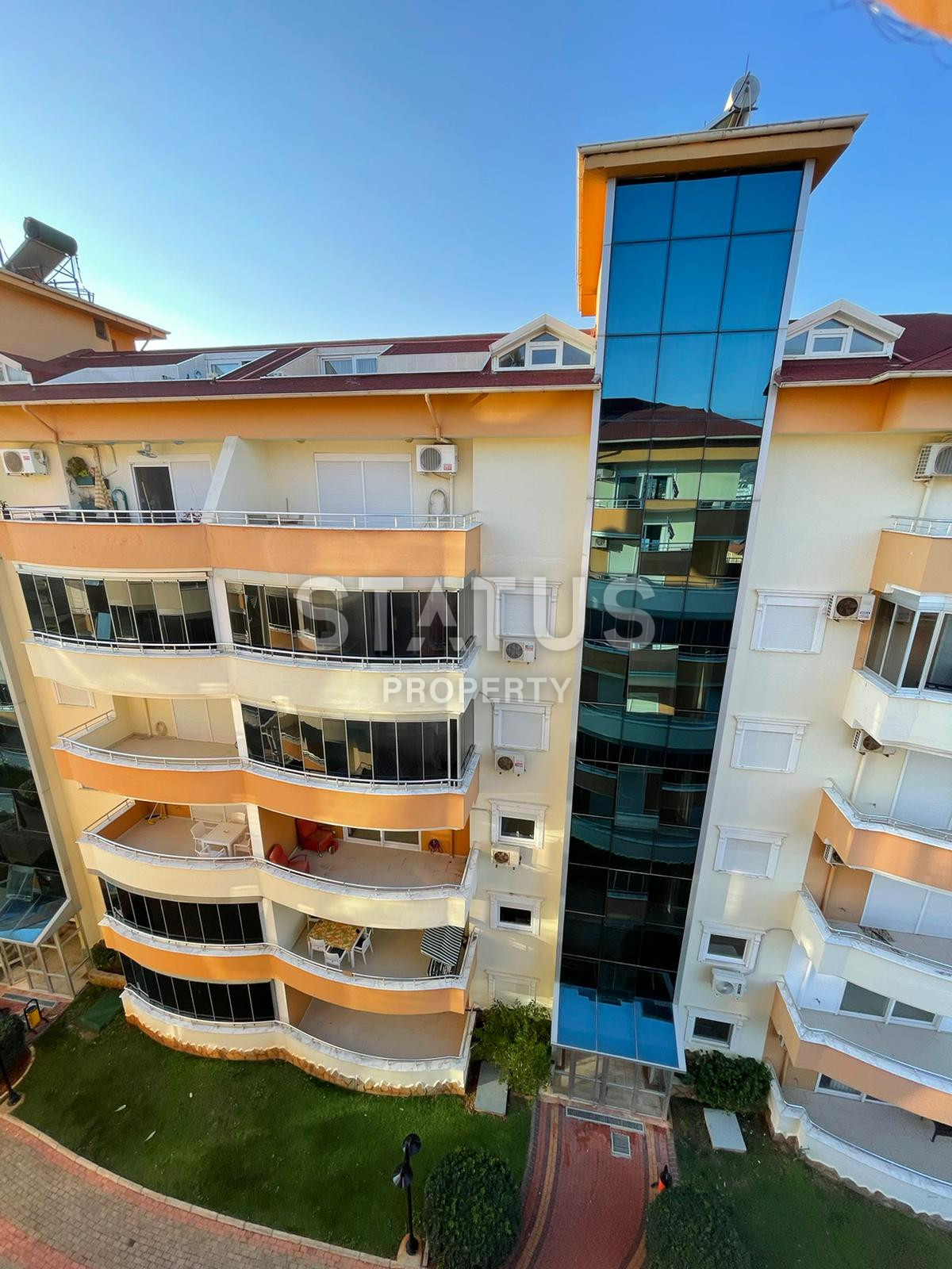 Penthouse 2+1 in a great quiet location at a bargain price. 205m2 фото 6