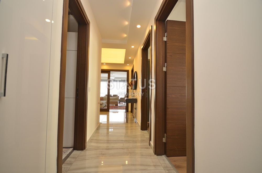 Chic, spacious luxury apartment with sea views, 180m2 фото 17
