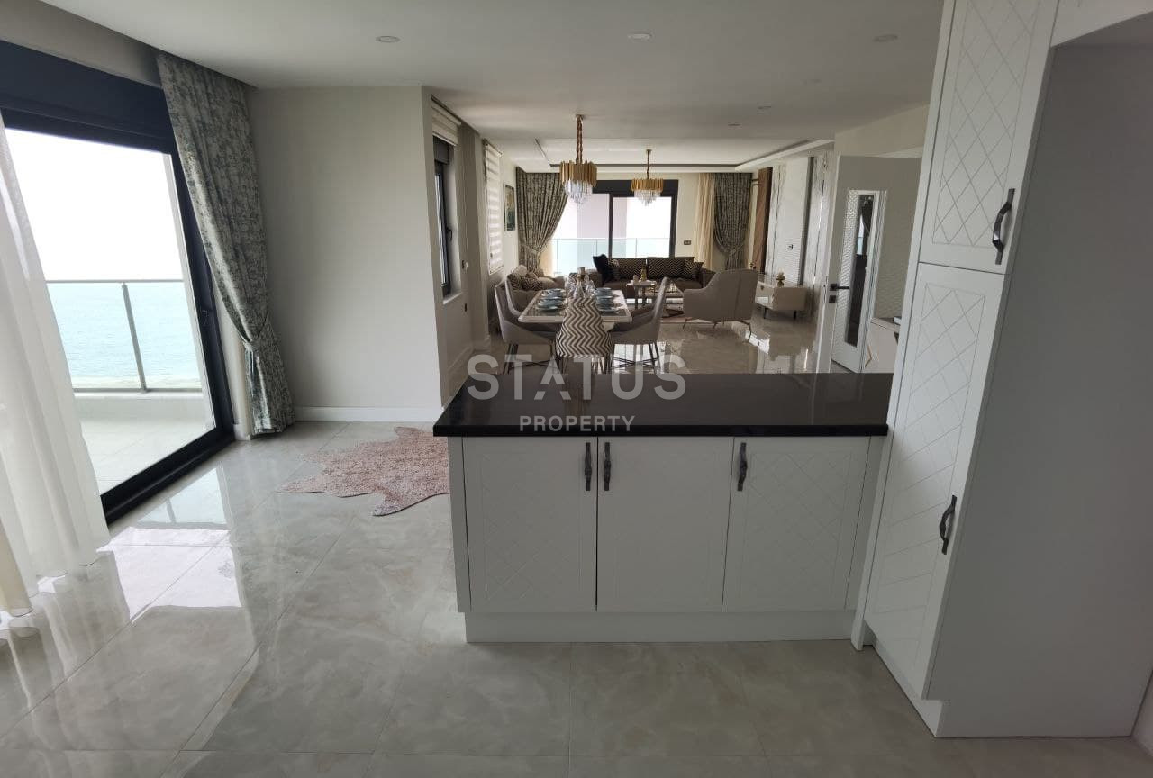 Роскошный пентхаус класса люкс в первой береговой в Махмутларе. 300м2 фото 25