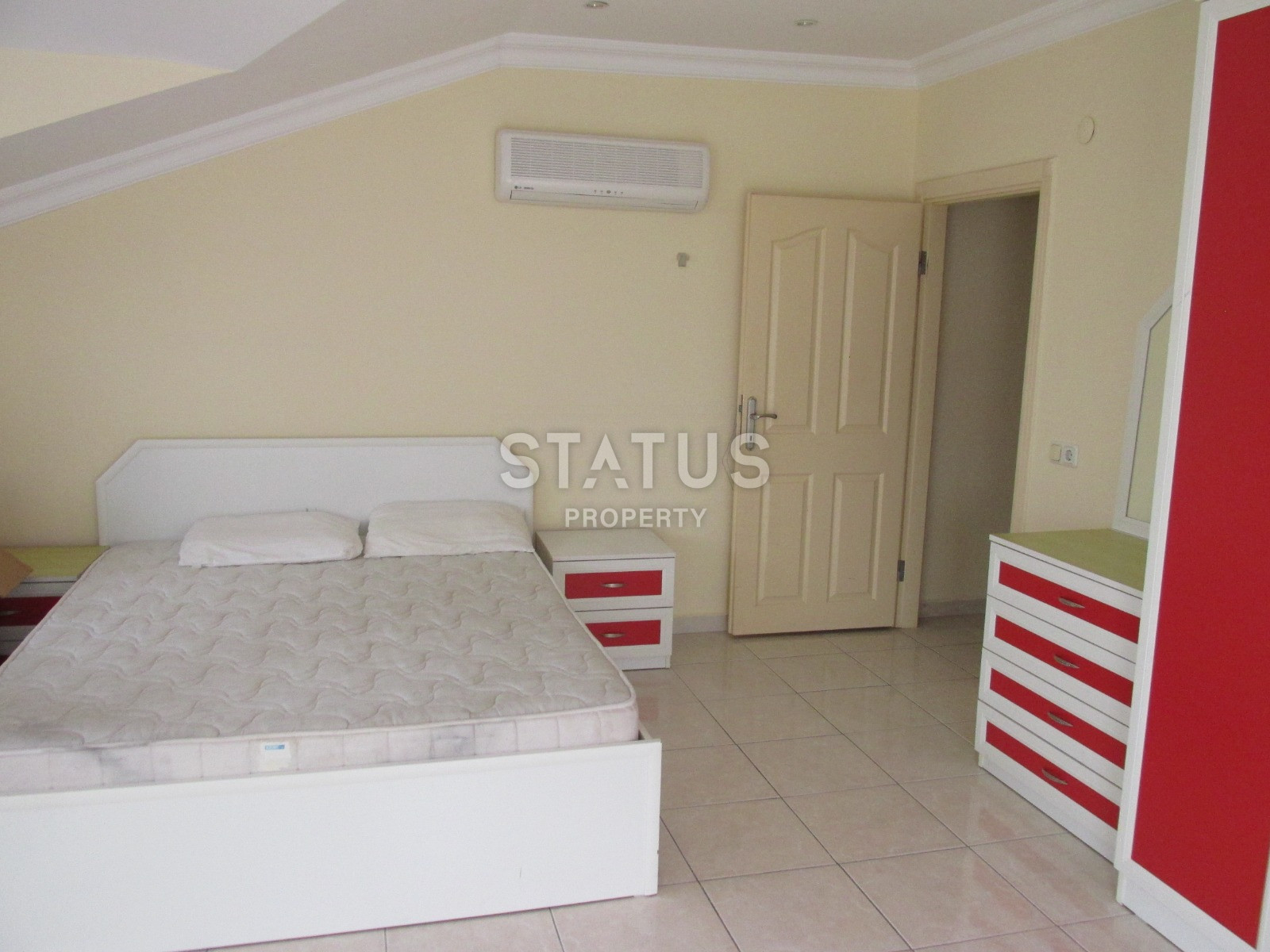 Duplex apartment within walking distance to the sea OBA district. 220m2 фото 18