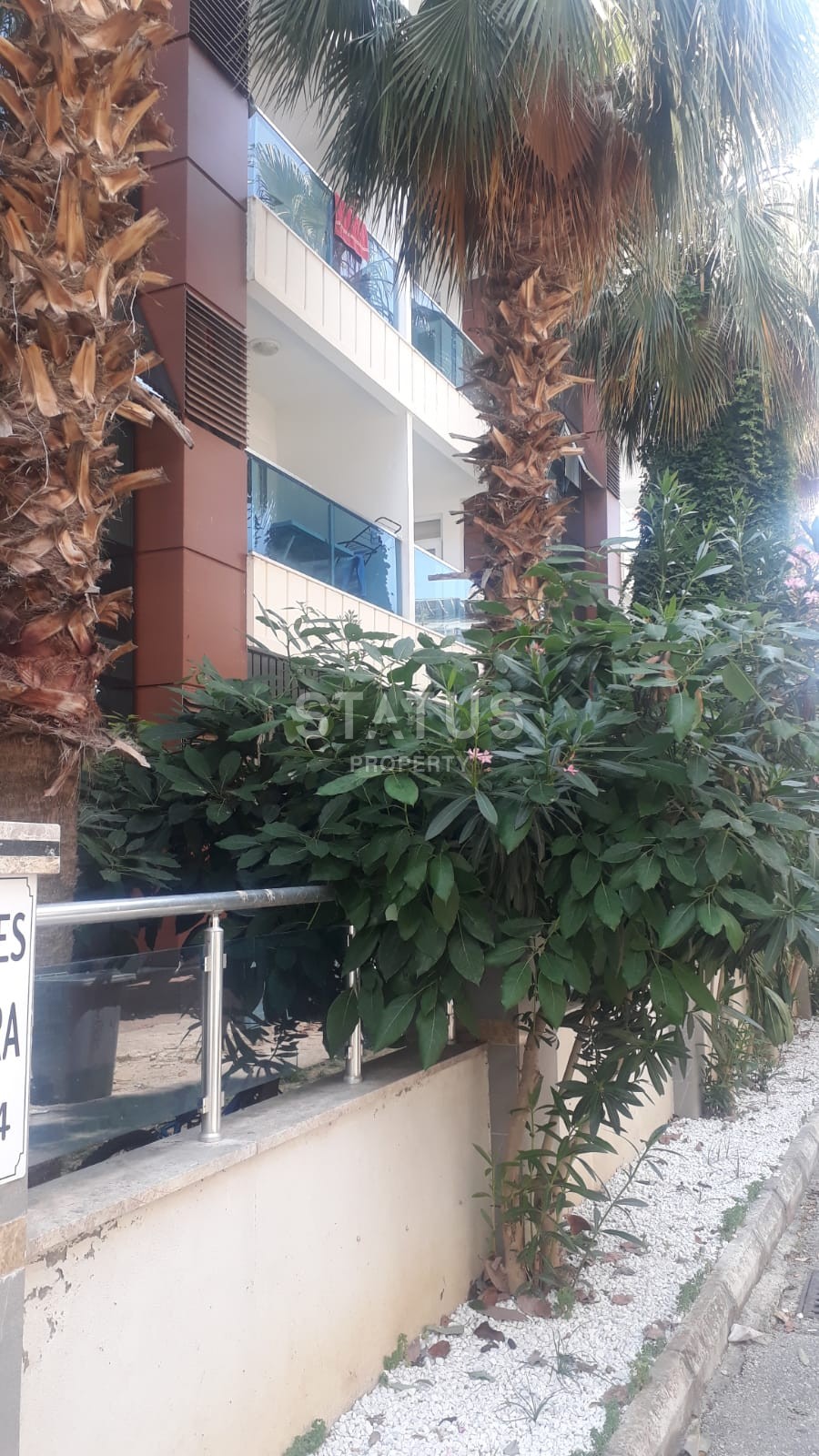 Меблированная двухкомнатная квартира в центре города, 60 м2 фото 13