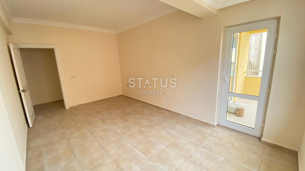 Не дорогая просторная двух-уровневая квартира  4+1 в Махмутларе. 180м2 фото 8