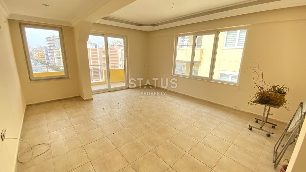 Не дорогая просторная двух-уровневая квартира  4+1 в Махмутларе. 180м2 фото 15