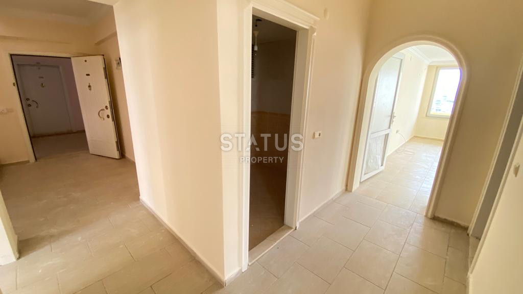 Не дорогая просторная двух-уровневая квартира  4+1 в Махмутларе. 180м2 фото 16