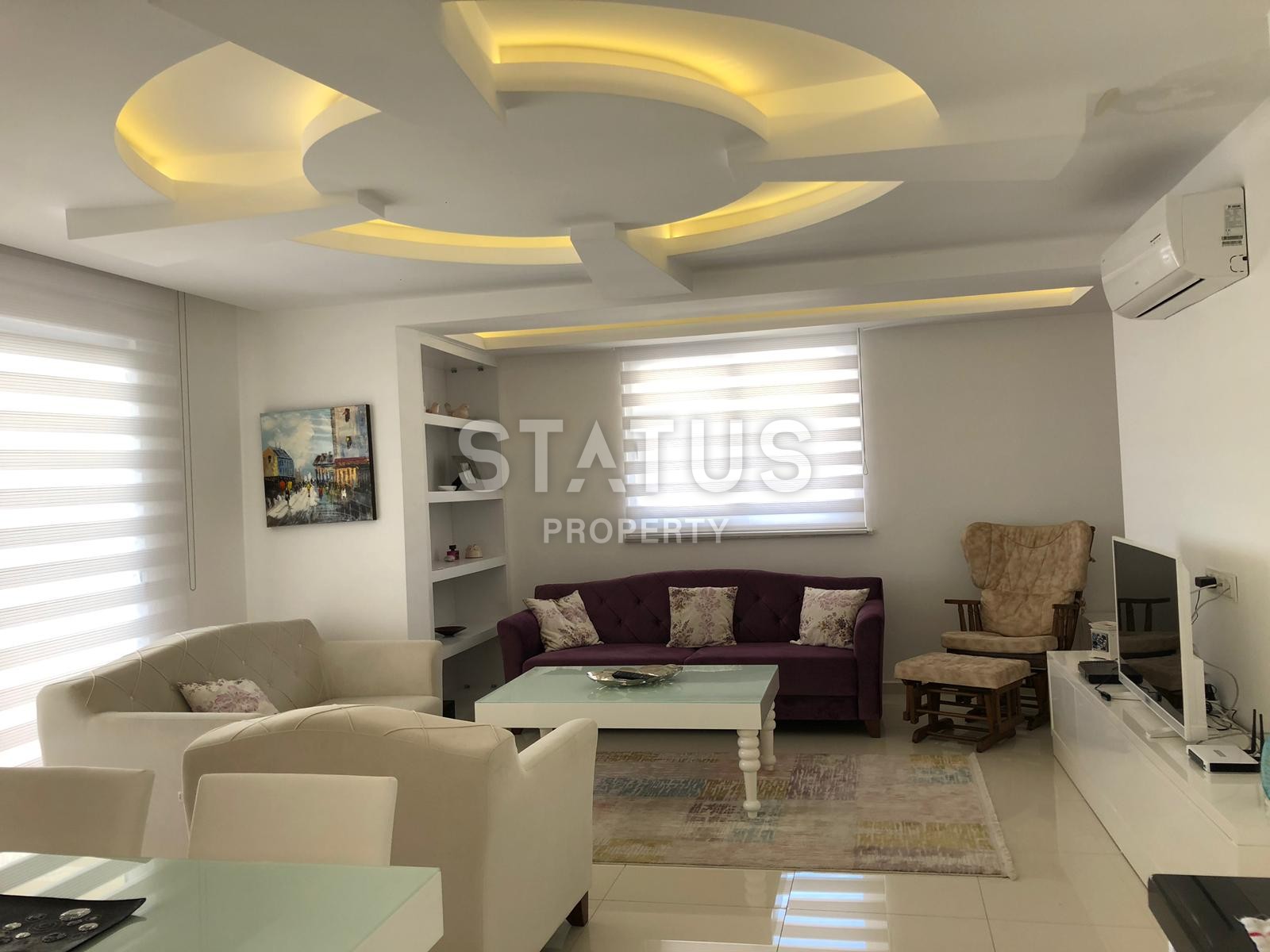 Двухуровневые апартаменты в самом центре города с шикарным видом на горы и море, 245 м2. фото 4