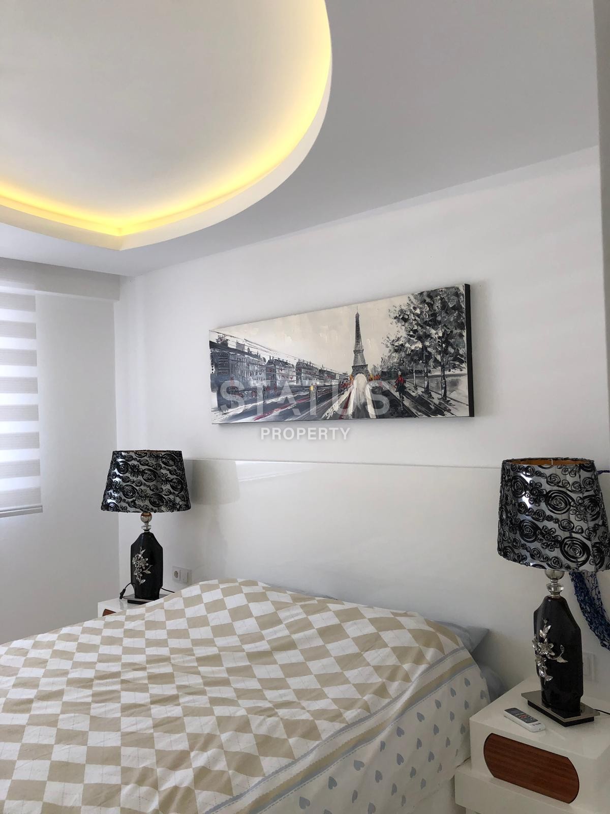 Двухуровневые апартаменты в самом центре города с шикарным видом на горы и море, 245 м2. фото 12