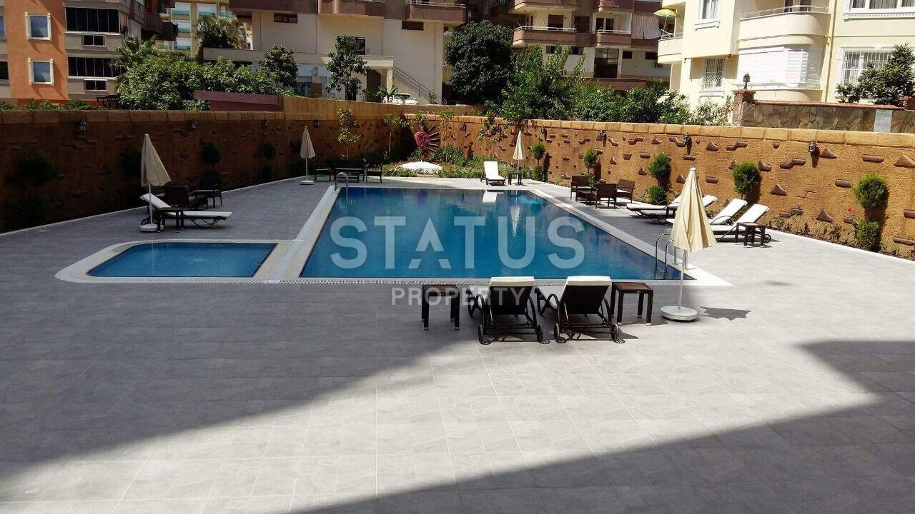 Двухуровневые апартаменты в самом центре города с шикарным видом на горы и море, 245 м2. фото 19