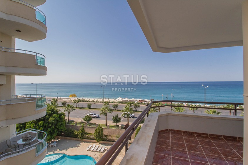 Апартаменты 3+1 с прямым видом на море, первая береговая линия в Тосмуре. 100м2 фото 15