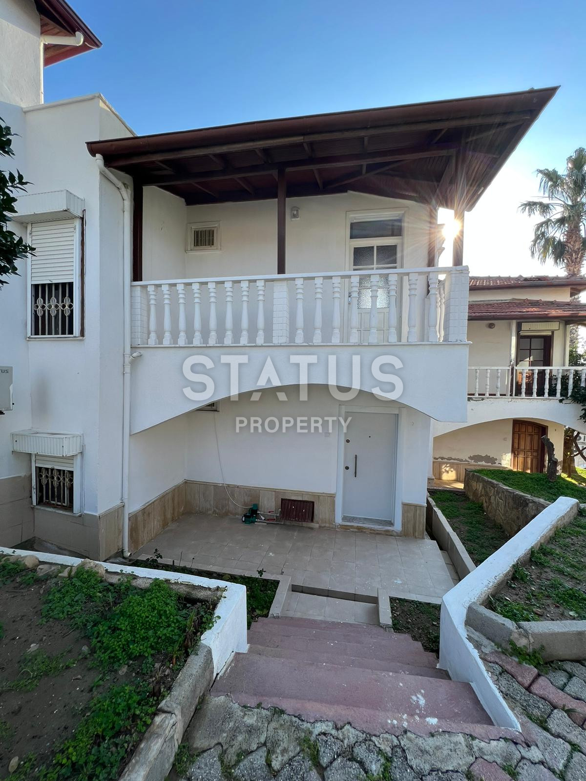 Меблированная вилла 5+1 в районе Тюрклер, 240 м2 фото 8