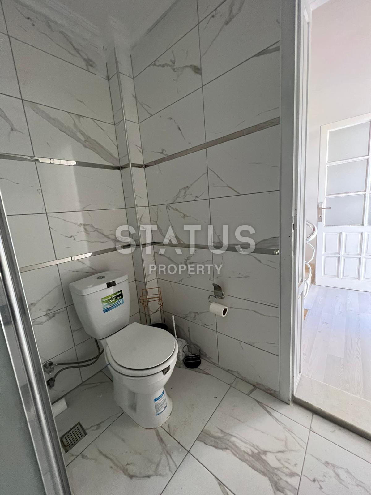 Меблированная вилла 5+1 в районе Тюрклер, 240 м2 фото 9