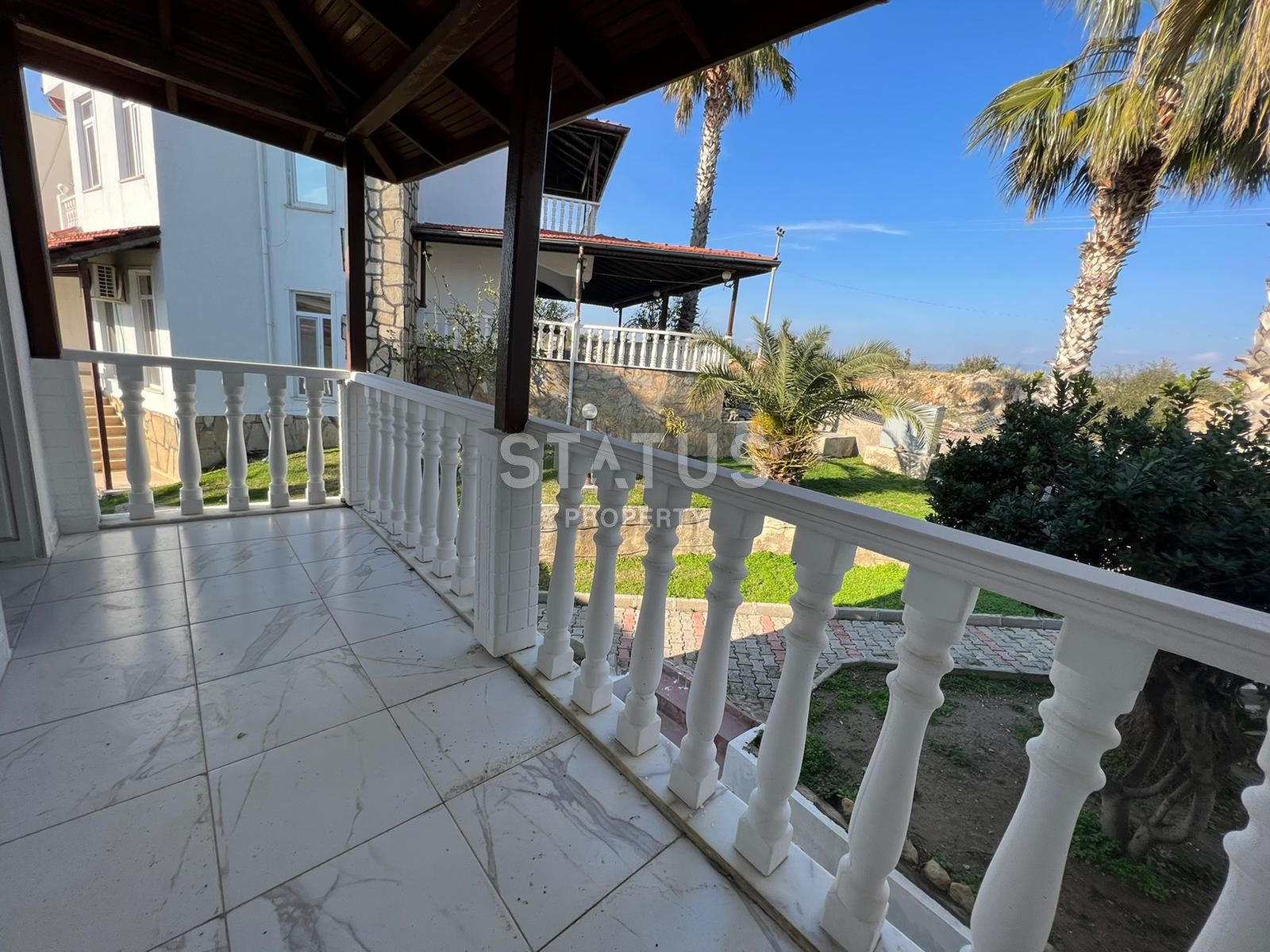 Меблированная вилла 5+1 в районе Тюрклер, 240 м2 фото 17