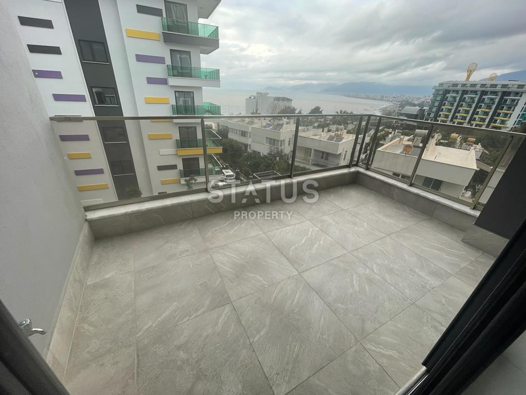 Spacious apartments with sea views in Kargicak. 65m2 фото 9