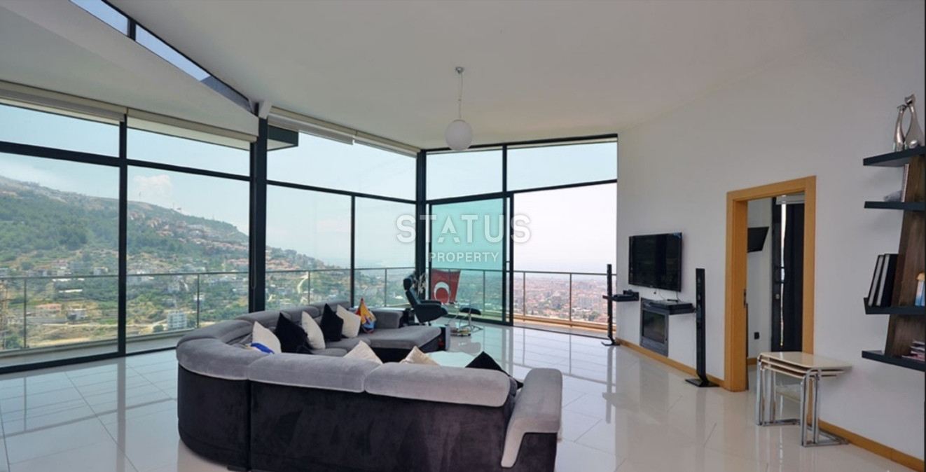 Stunning villa 5+2 on the territory of 700m in Tepe. 350m2 фото 6