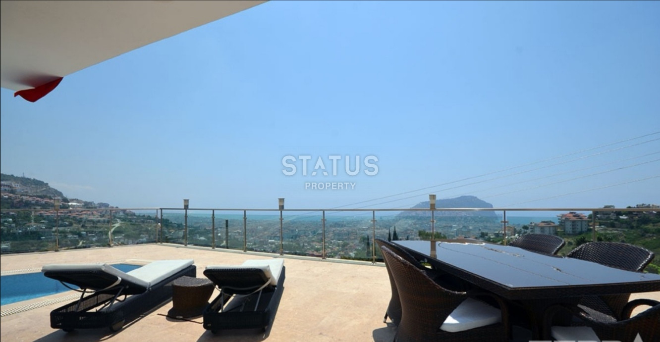 Stunning villa 5+2 on the territory of 700m in Tepe. 350m2 фото 7